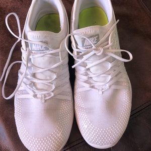 White Nike Free shoes